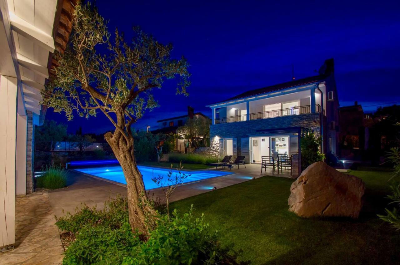 Salt & Sand Villa Kornic Bagian luar foto
